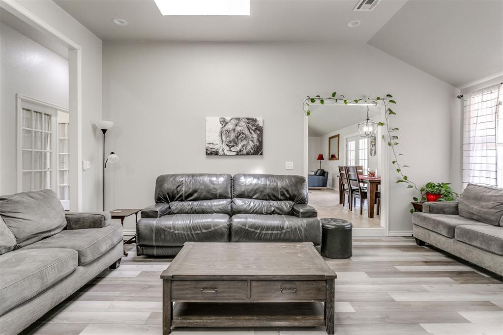 19418 Robert Clark Circle