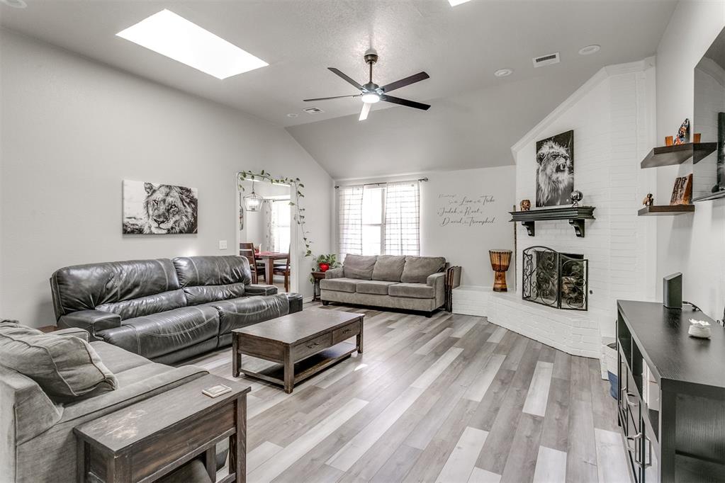 19418 Robert Clark Circle