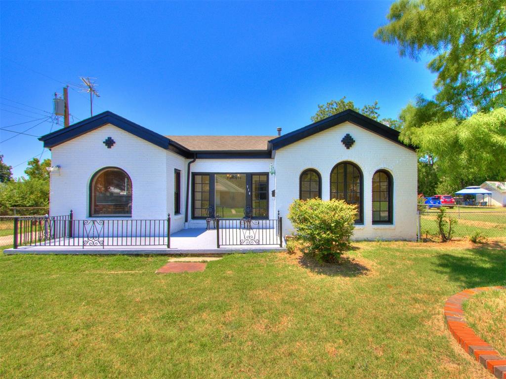 718 N Pottenger Avenue