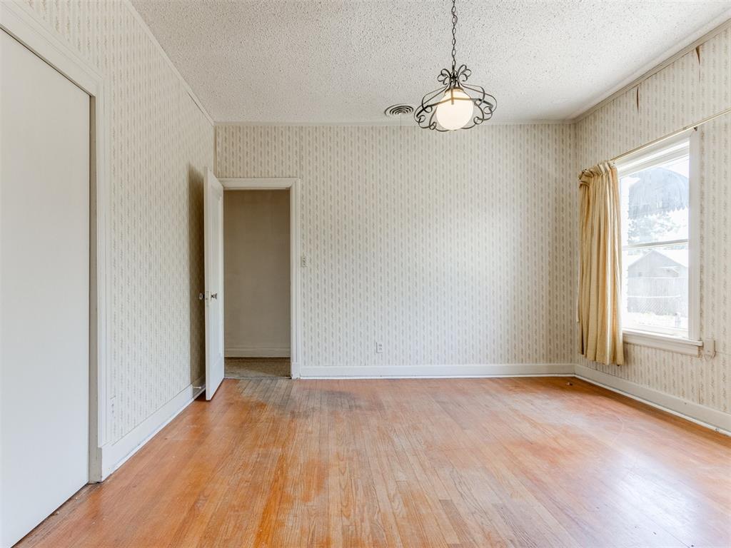 718 N Pottenger Avenue