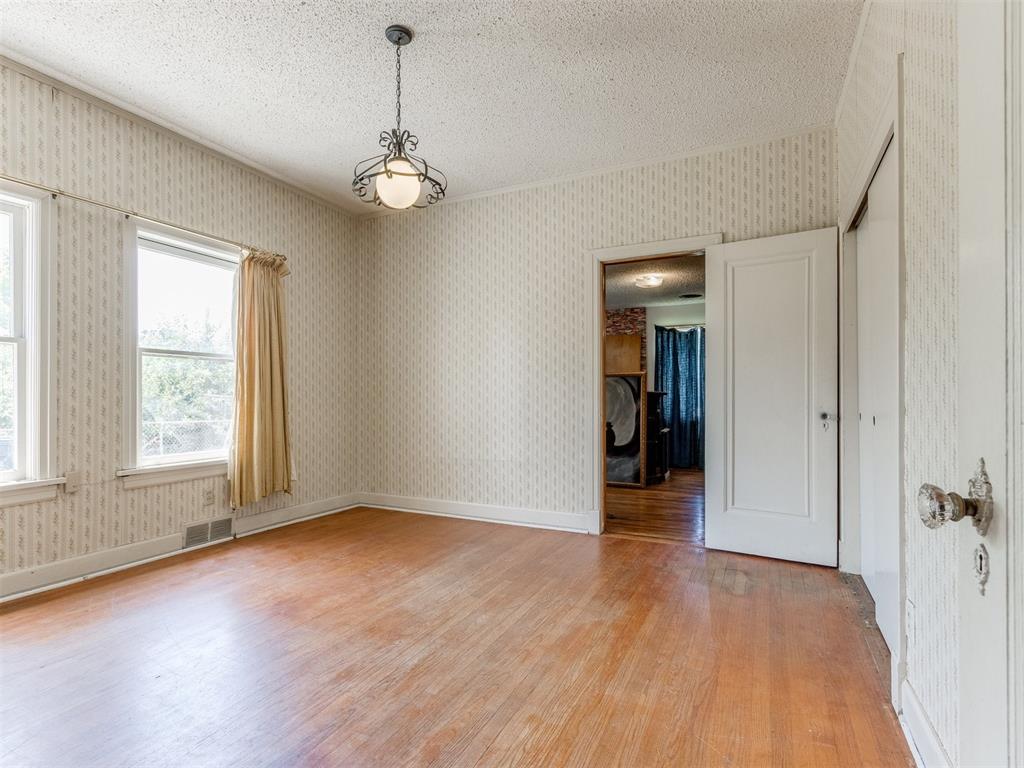 718 N Pottenger Avenue