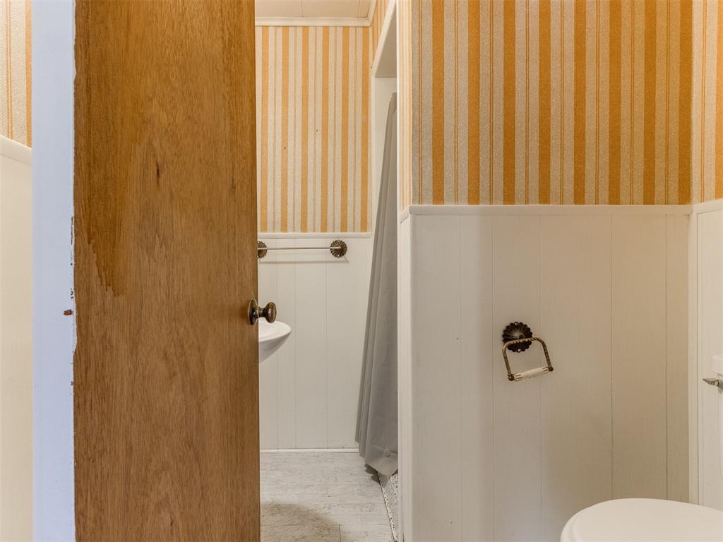 718 N Pottenger Avenue