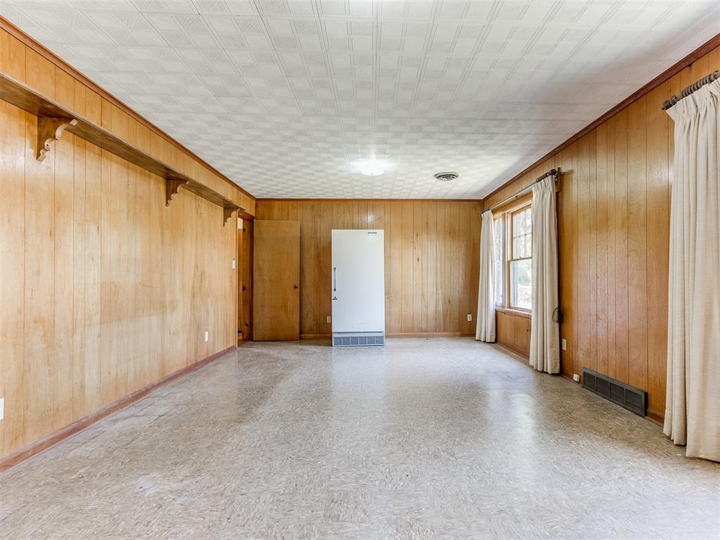 718 N Pottenger Avenue