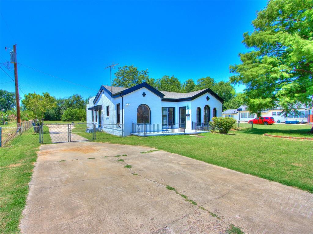 718 N Pottenger Avenue