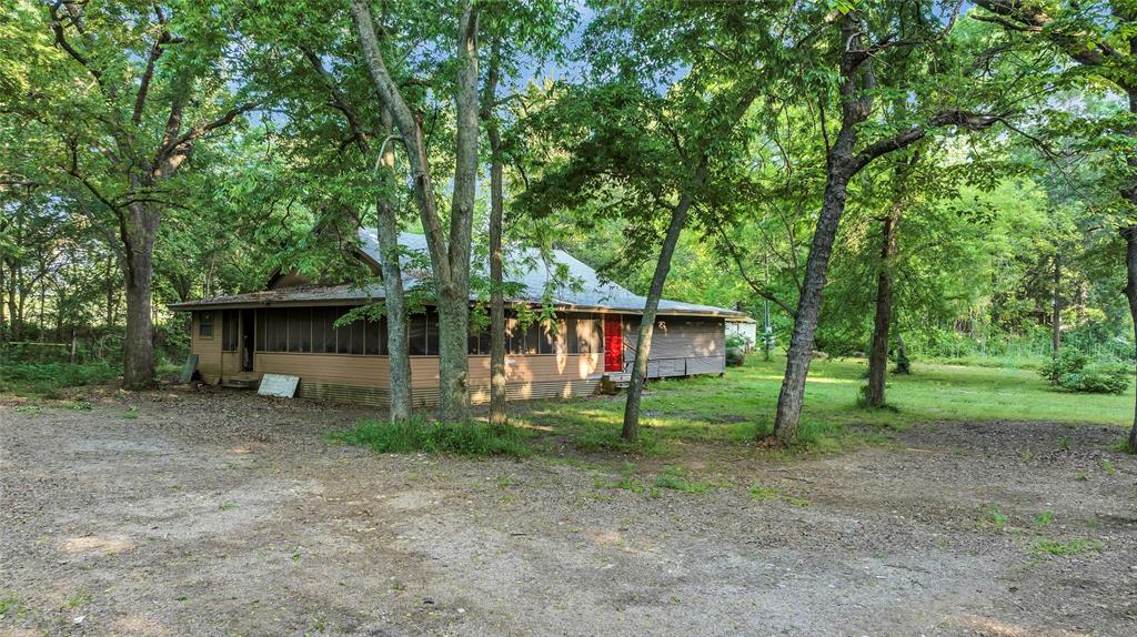 220 E Butcher Pen Circle