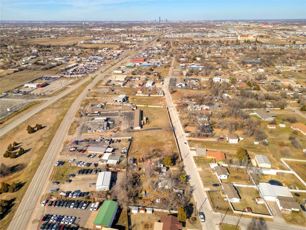 2837 Hillcrest Avenue