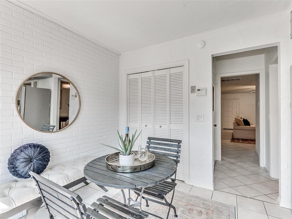 2916 Rosewood Lane Unit: 2916