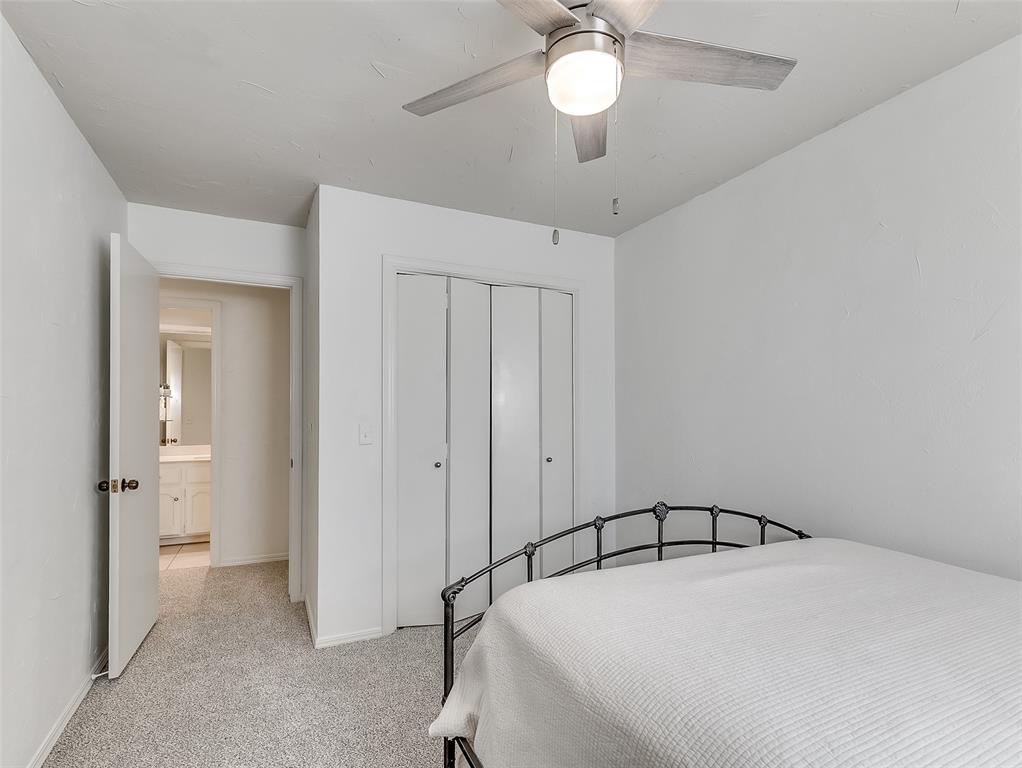 2916 Rosewood Lane Unit: 2916