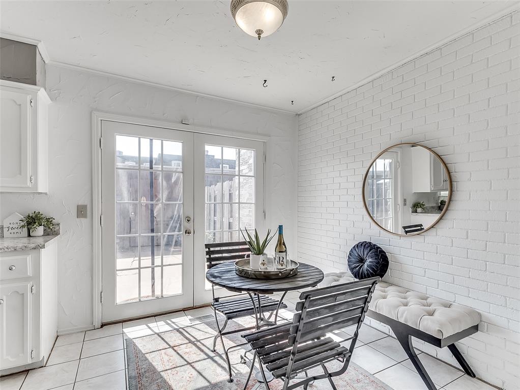 2916 Rosewood Lane Unit: 2916