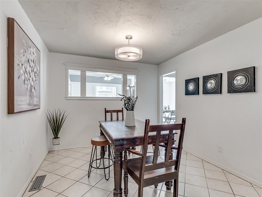 2916 Rosewood Lane Unit: 2916