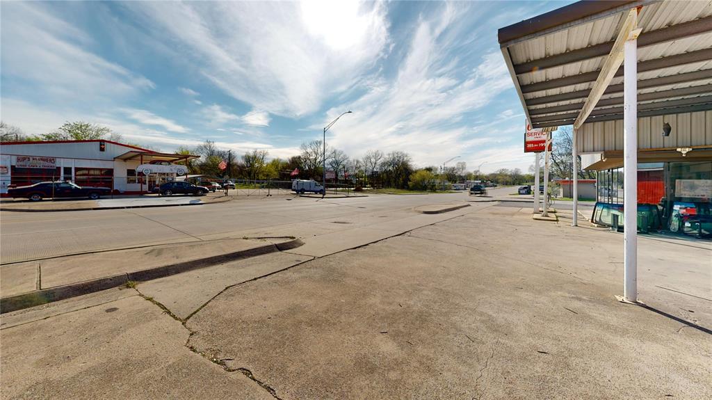 203 Sam Noble Parkway