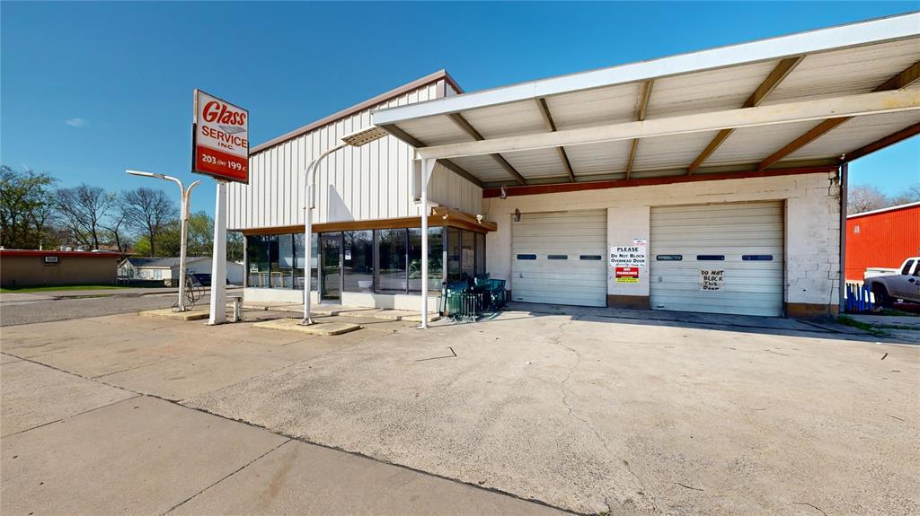 203 Sam Noble Parkway