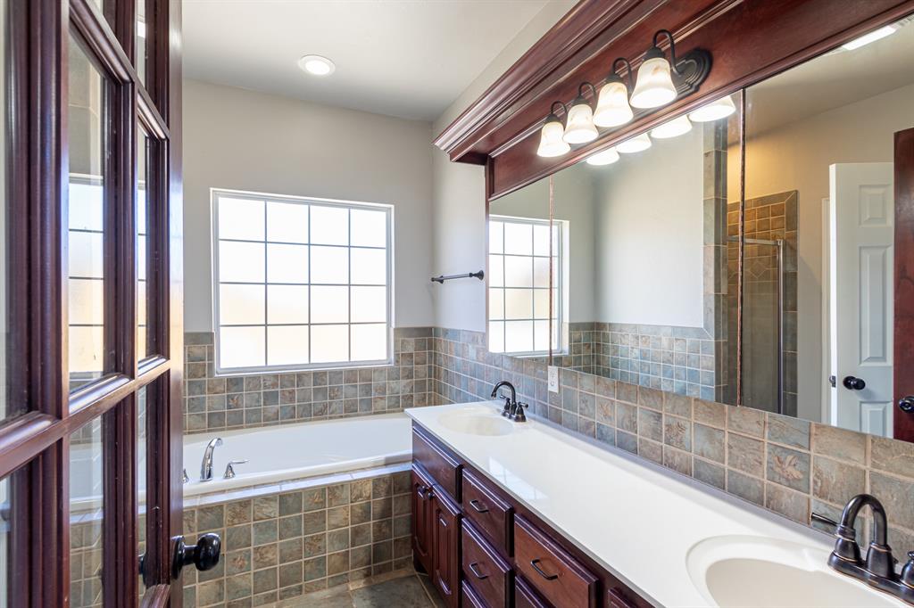 2907 Blue Stem Court