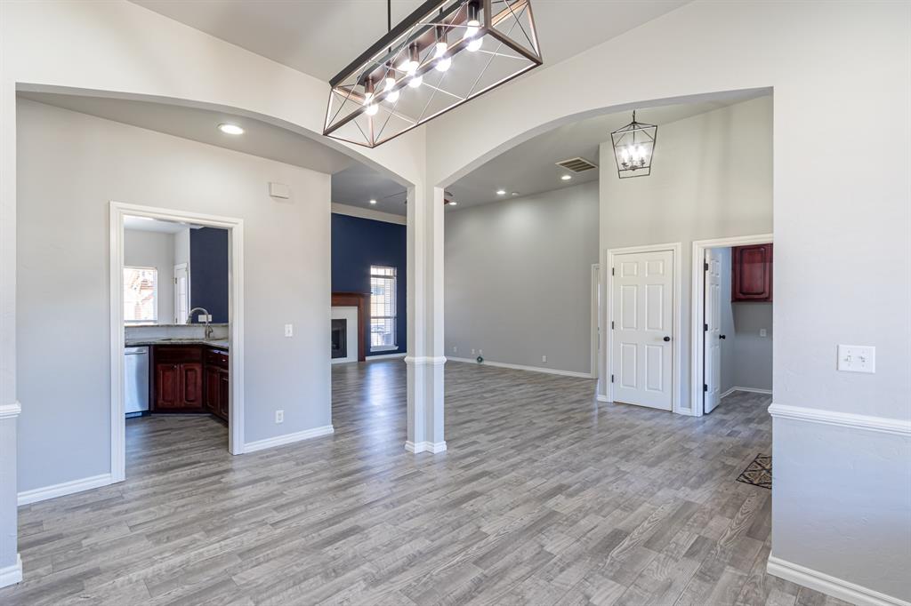 2907 Blue Stem Court