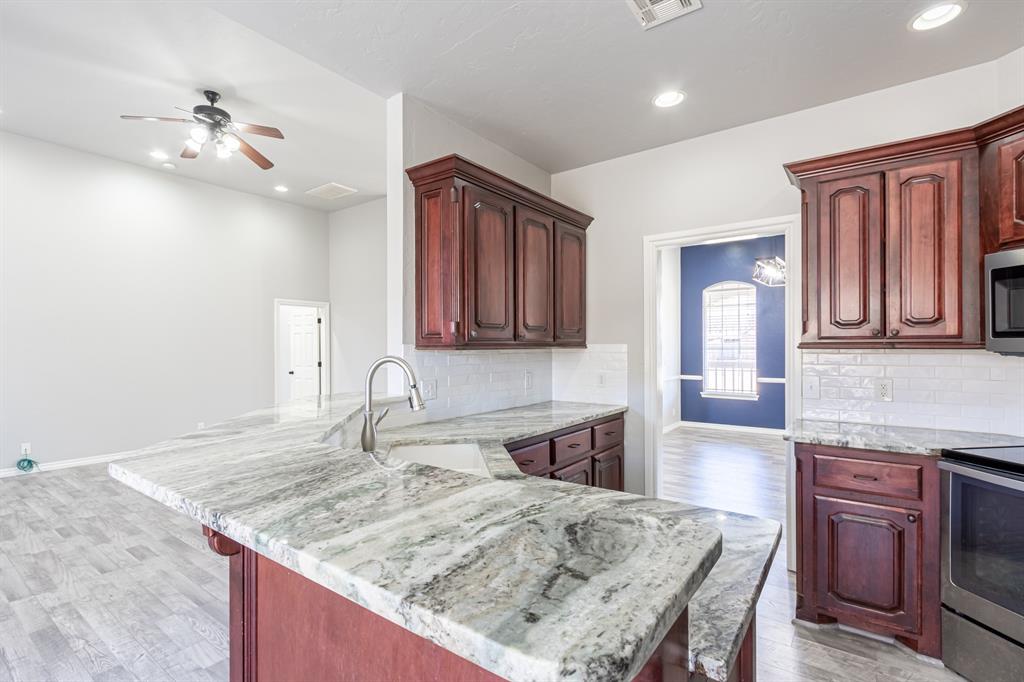 2907 Blue Stem Court