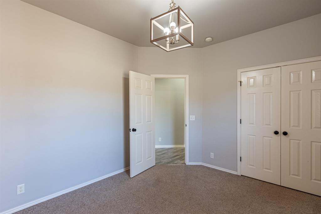 2907 Blue Stem Court