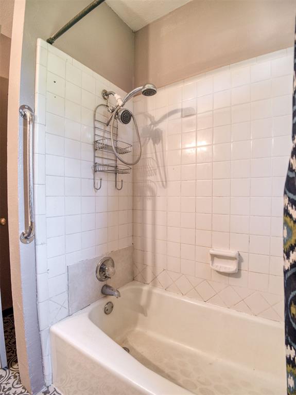 1405 W Duncan Avenue