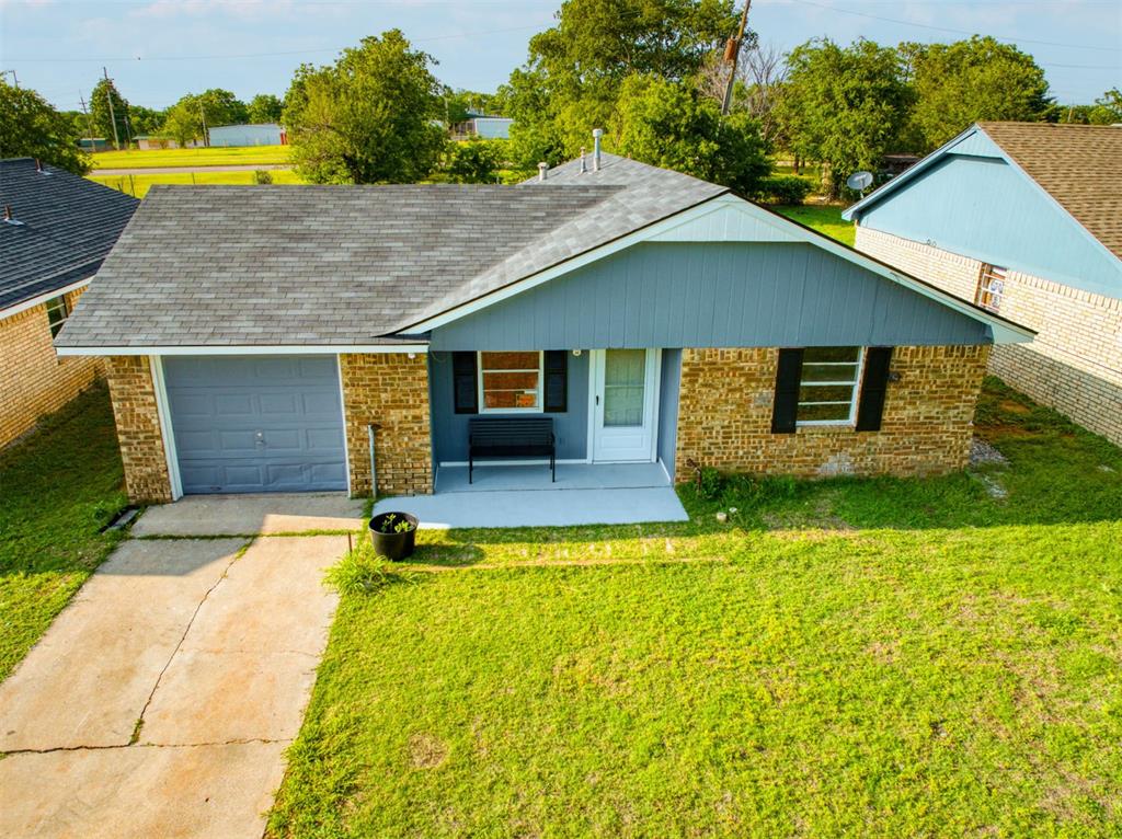 1405 W Duncan Avenue