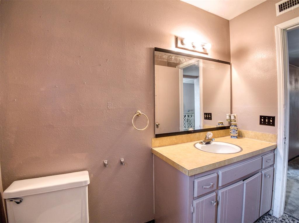 1405 W Duncan Avenue