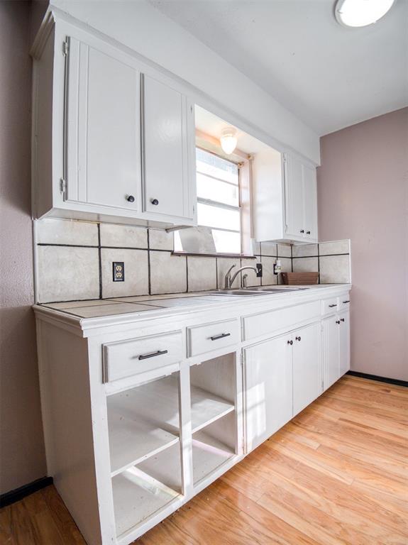 1405 W Duncan Avenue