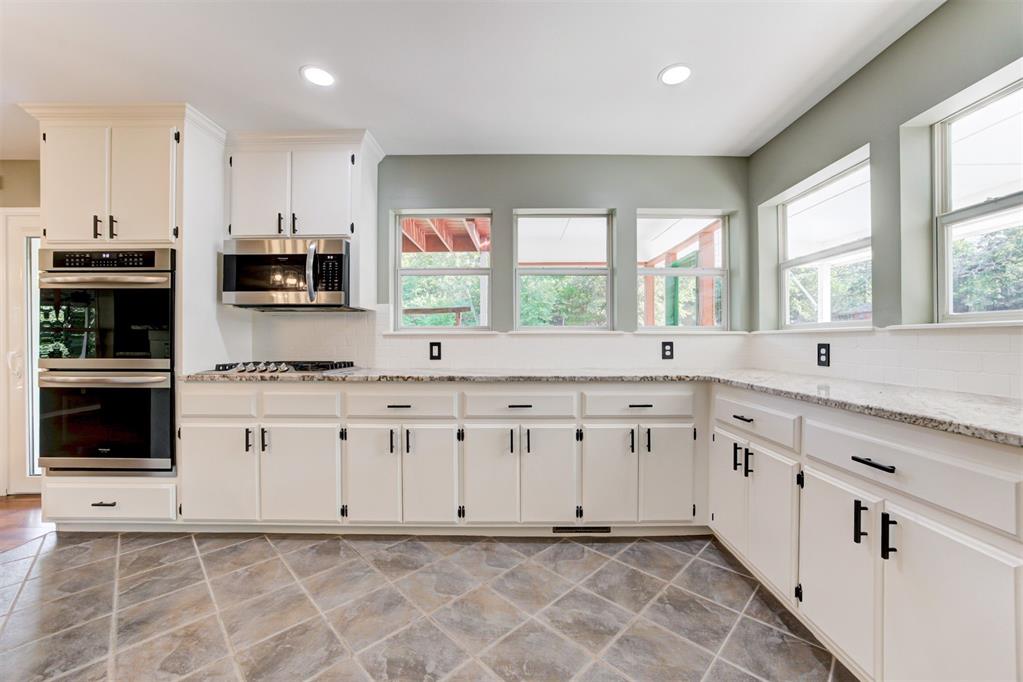 32292 Rattlesnake Hill Road