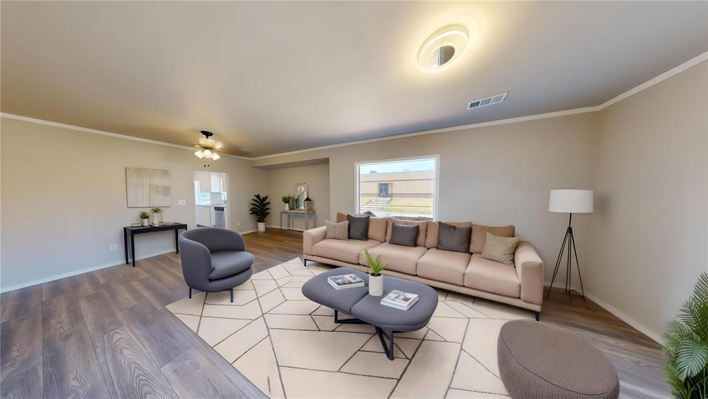 403 SE Carter Street