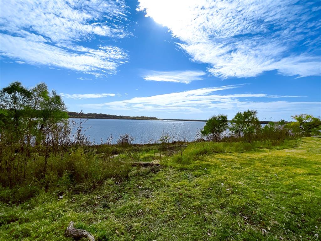 10927 Haleys Resort Drive