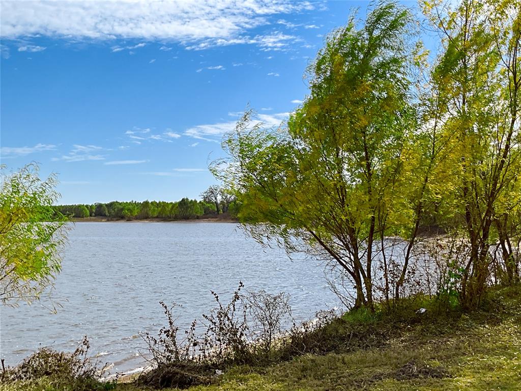 10927 Haleys Resort Drive