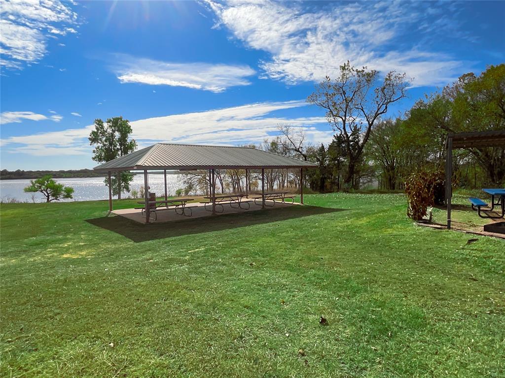 10927 Haleys Resort Drive