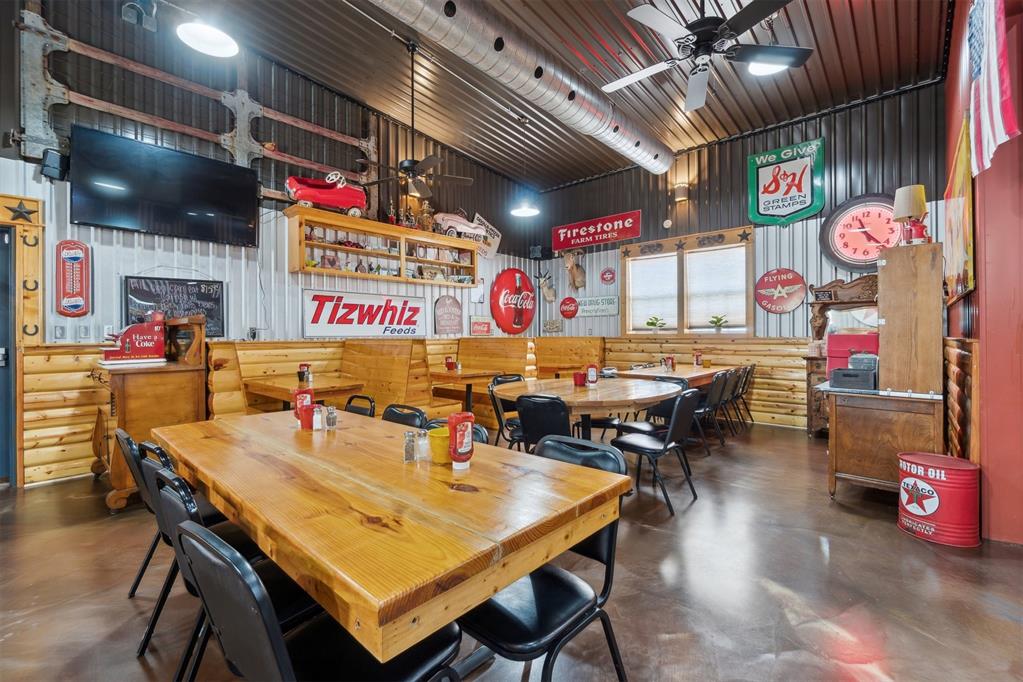 2406 Weedn Boulevard