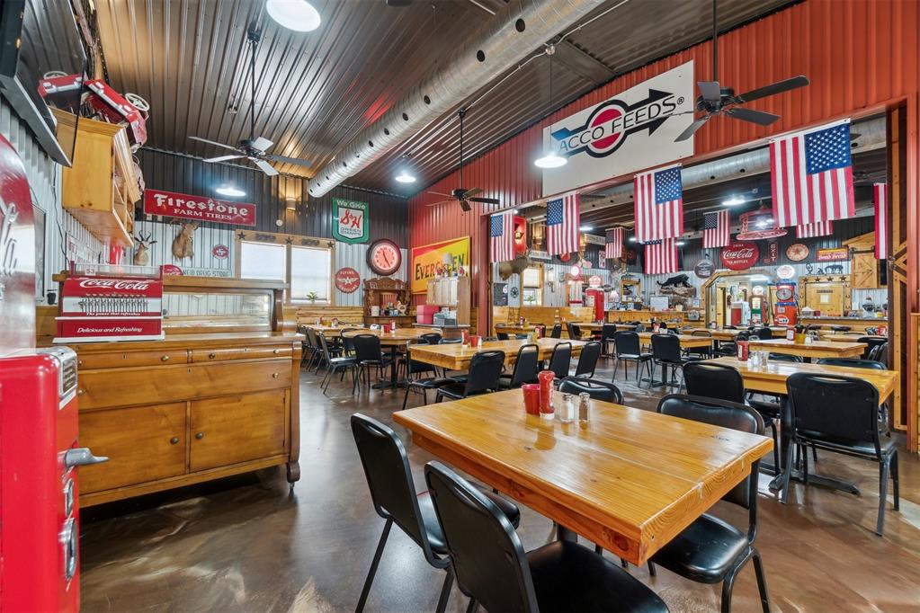 2406 Weedn Boulevard