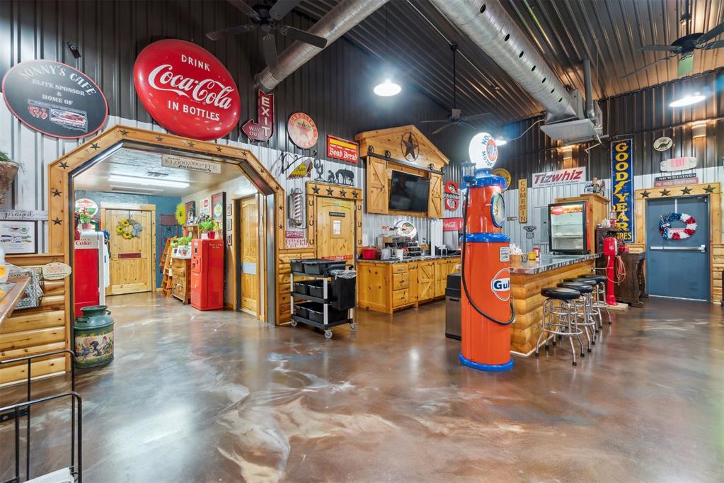 2406 Weedn Boulevard