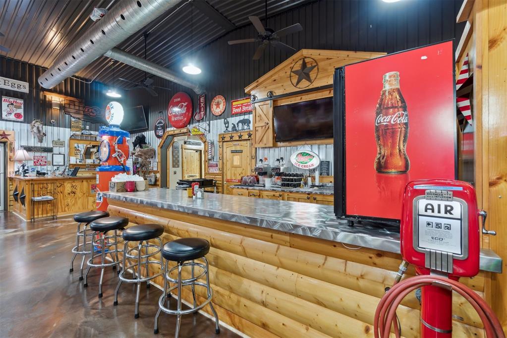 2406 Weedn Boulevard