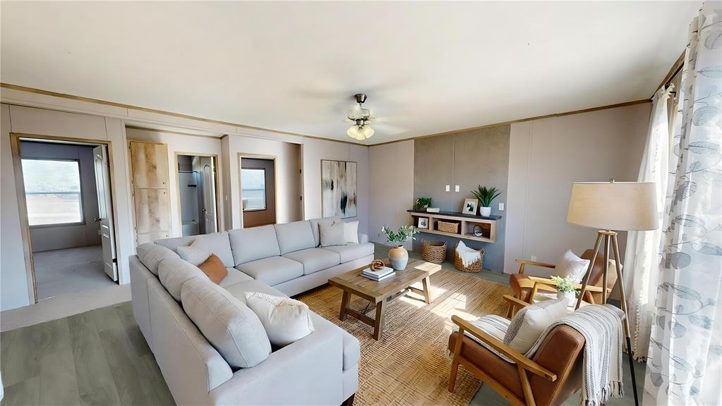 31 Greenbriar Avenue