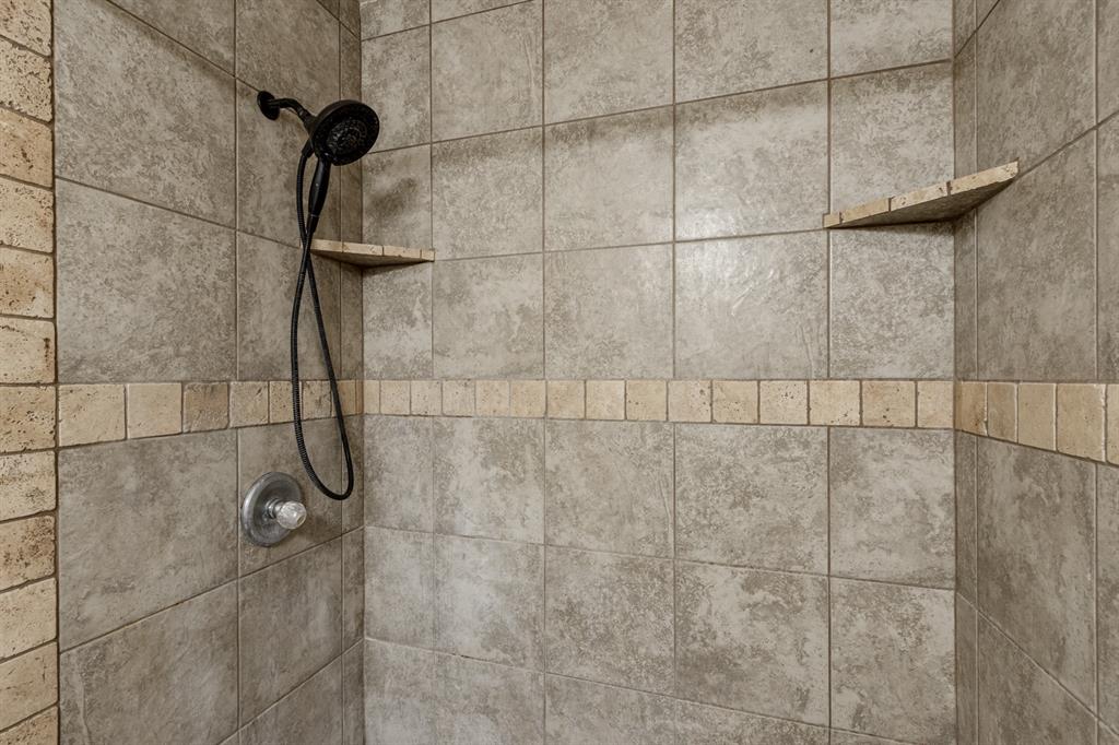 17667 Blanton View Avenue