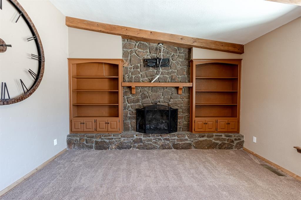 17667 Blanton View Avenue