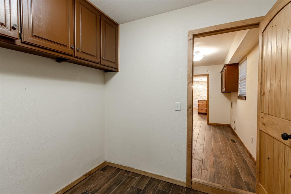 17667 Blanton View Avenue