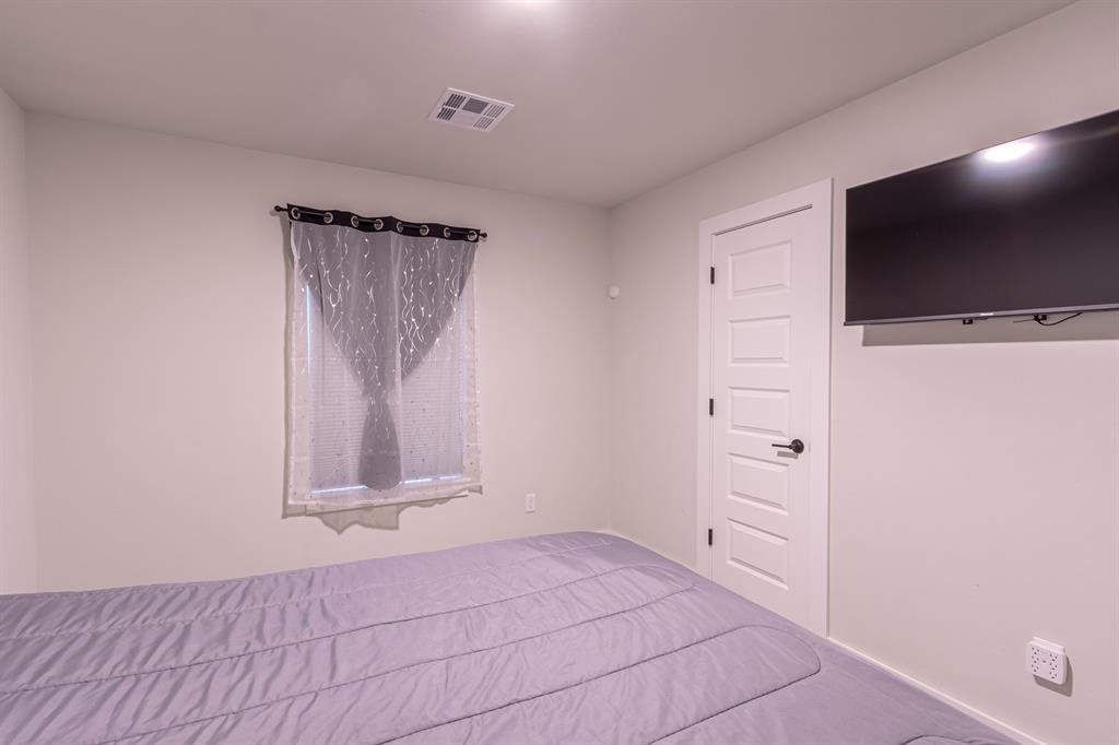 1208 Layla Lane