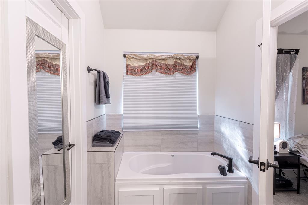 1208 Layla Lane