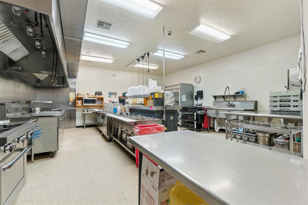 2406 Weedn Boulevard