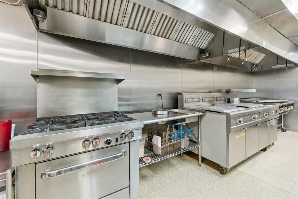 2406 Weedn Boulevard