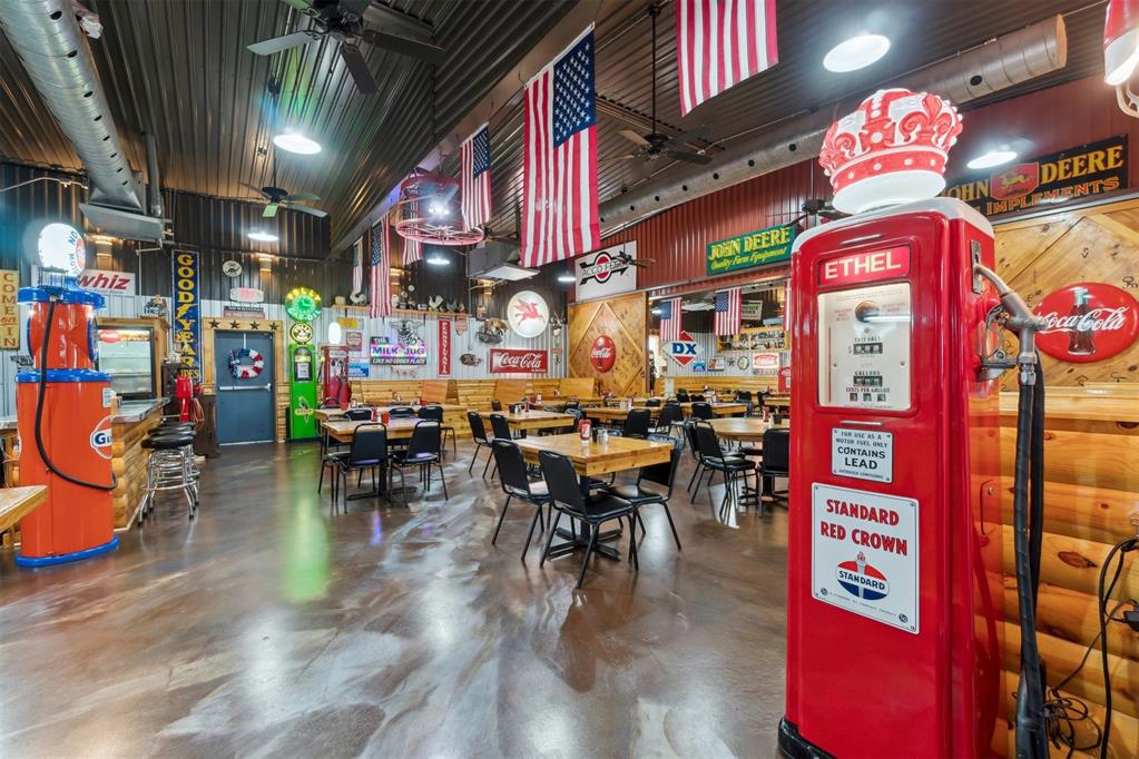 2406 Weedn Boulevard