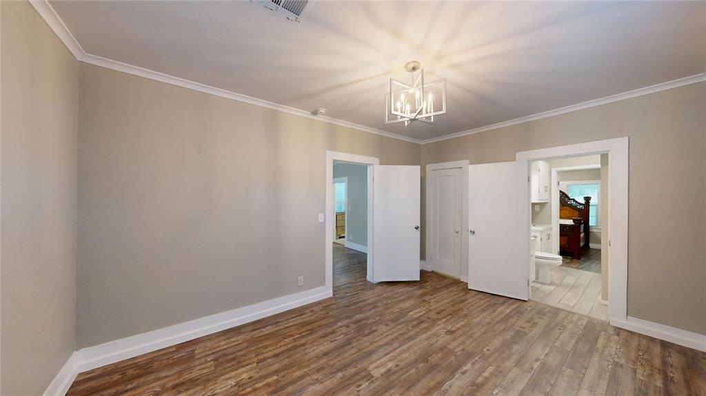 218 NW 5th Avenue