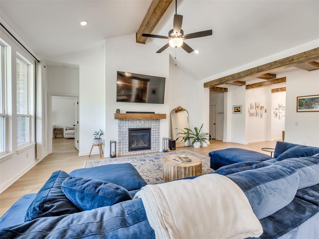 3900 Black Mesa Road