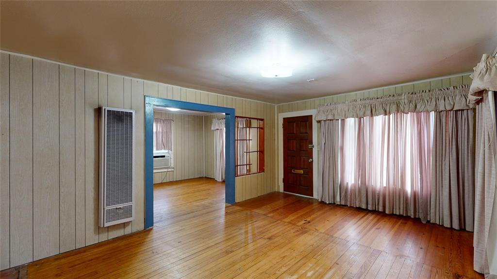 204 NE 10th Avenue