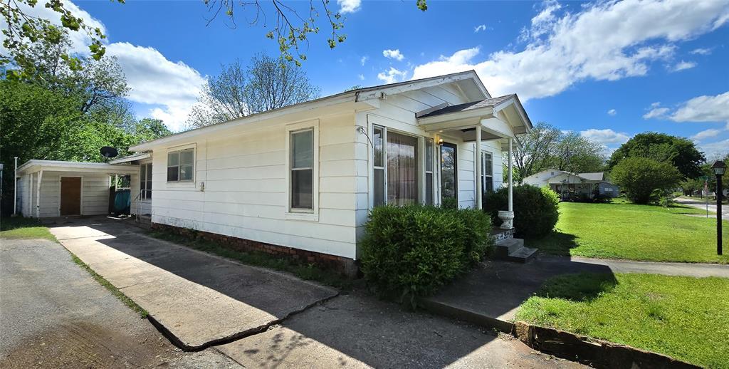 204 NE 10th Avenue