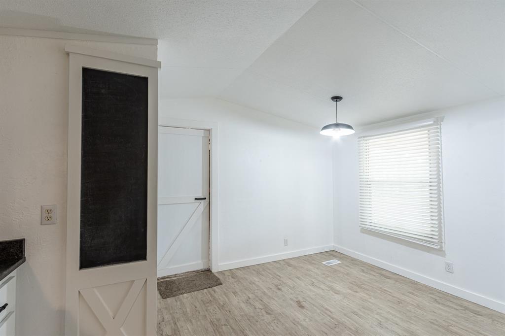 3099 Toad Hollow Trail