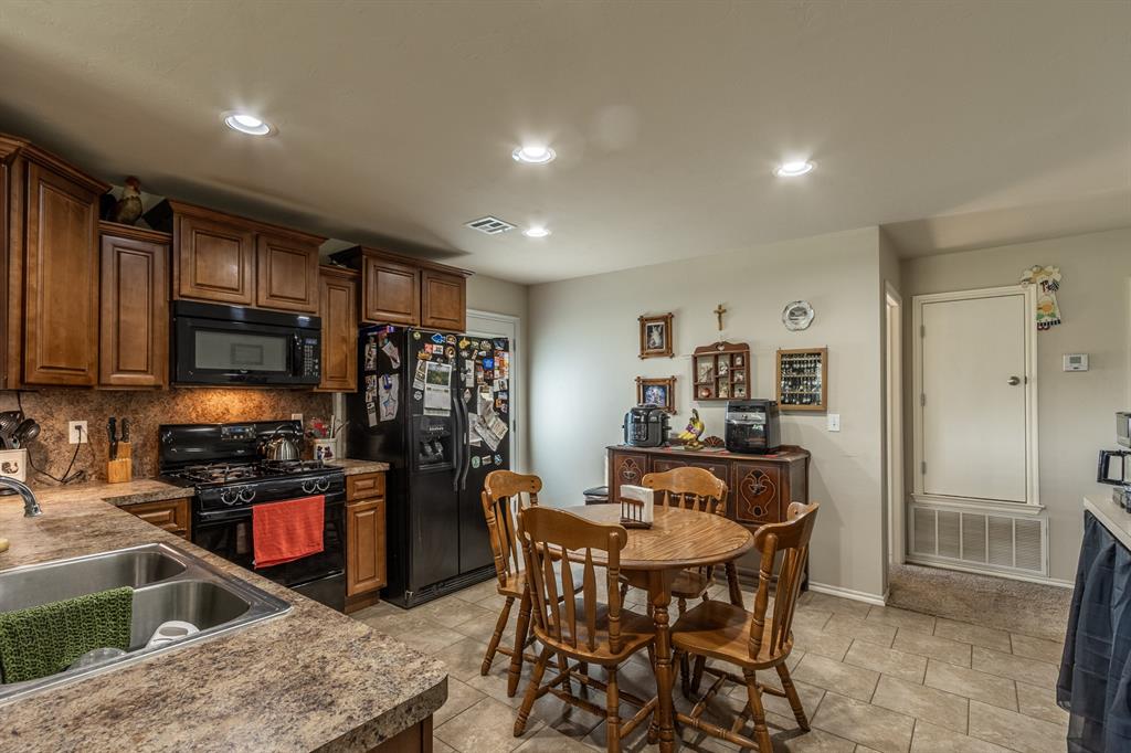 831 Monarch Way