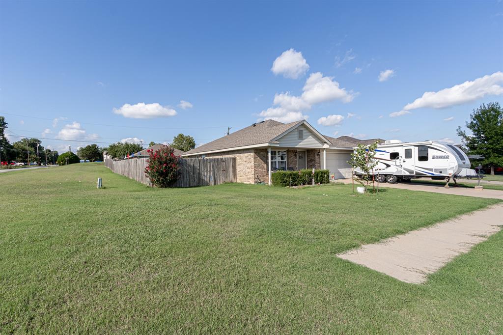 831 Monarch Way