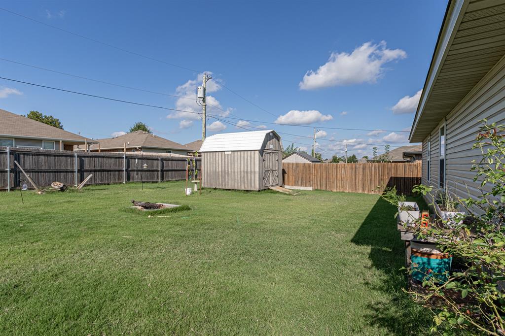 831 Monarch Way